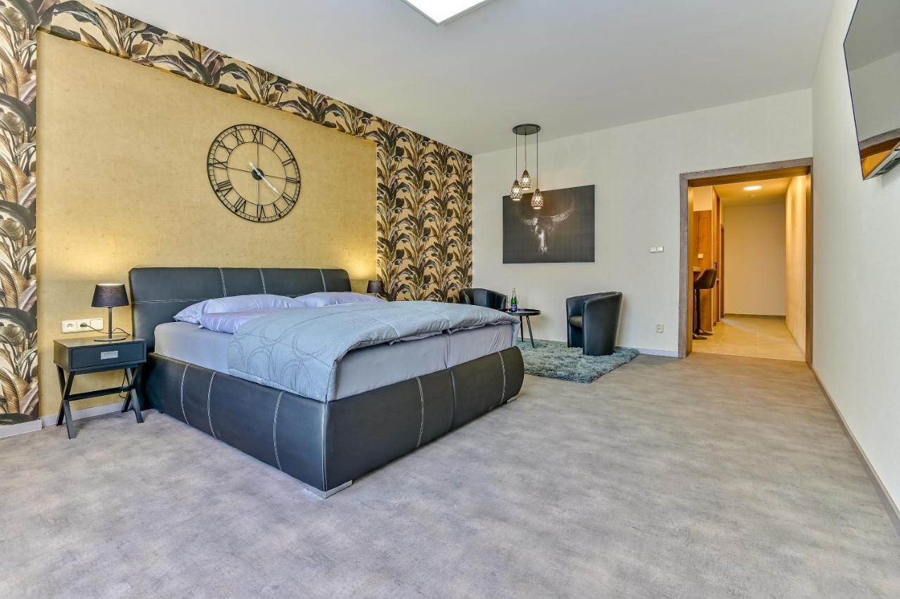Hotel Stracena City Ostrava Bagian luar foto